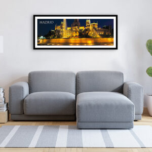 Póster fotográfico panorámico de la Fuente de Cibeles en Madrid, impresión de alta calidad ideal para decorar hogares, oficinas, restaurantes y hoteles; souvenir perfecto y regalo para estudiantes, viajeros, madrileños y amantes de la fotografía.